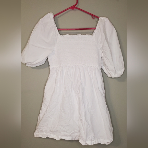 American Eagle Outfitters Dresses & Skirts - American Eagle Outfitters White Puff Sleeve Dress Size XS